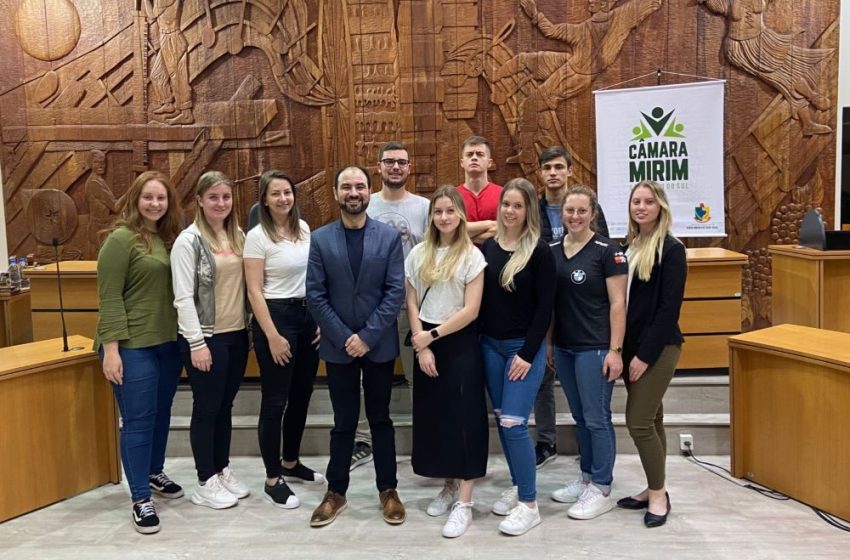  Assessor Jurídico palestra para alunos da Univille