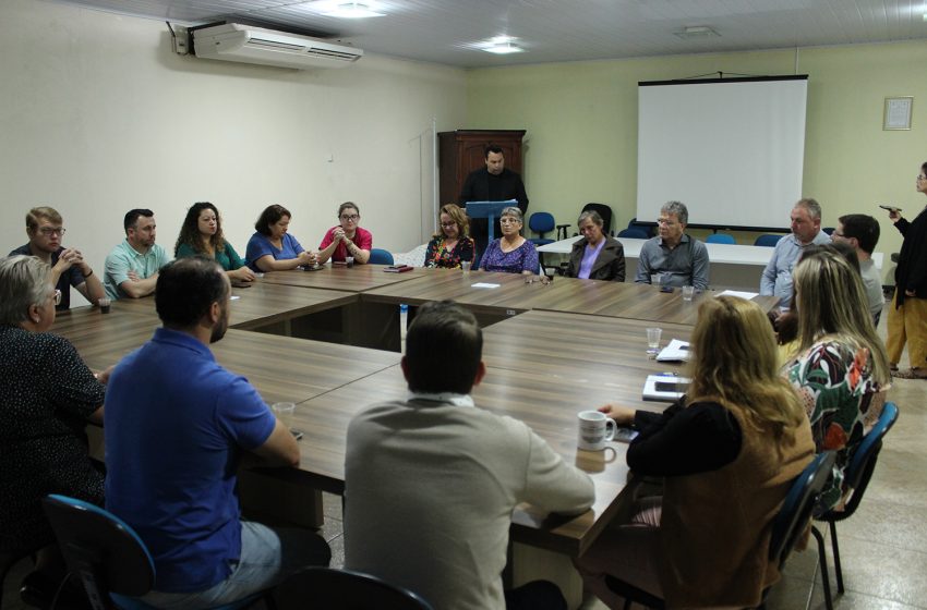  Novos conselheiros do CMAS são empossados