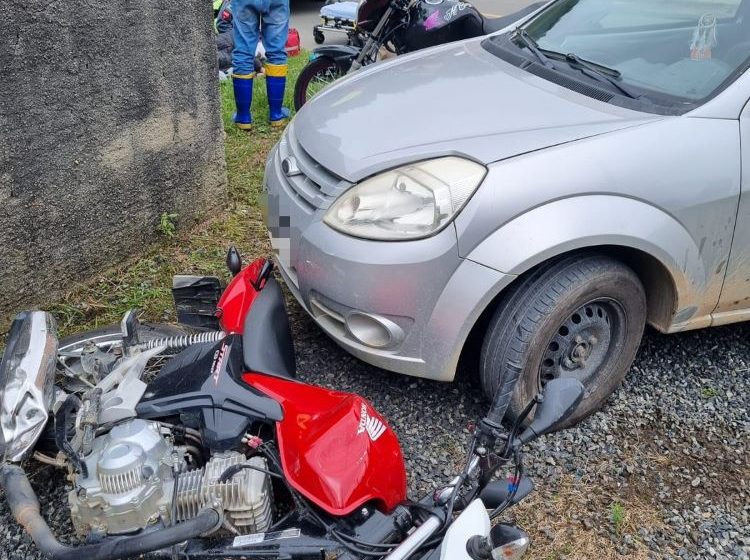  Motociclista fica ferido em acidente