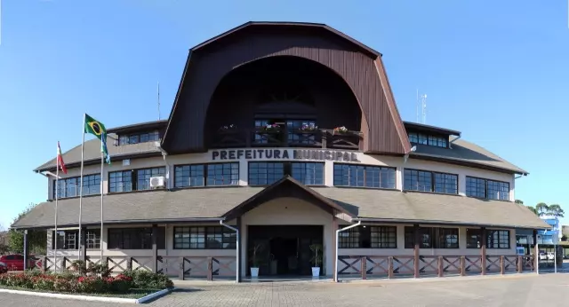  MP denuncia secretário suspeito de 30 crimes de desvio de dinheiro público em Rio Negrinho