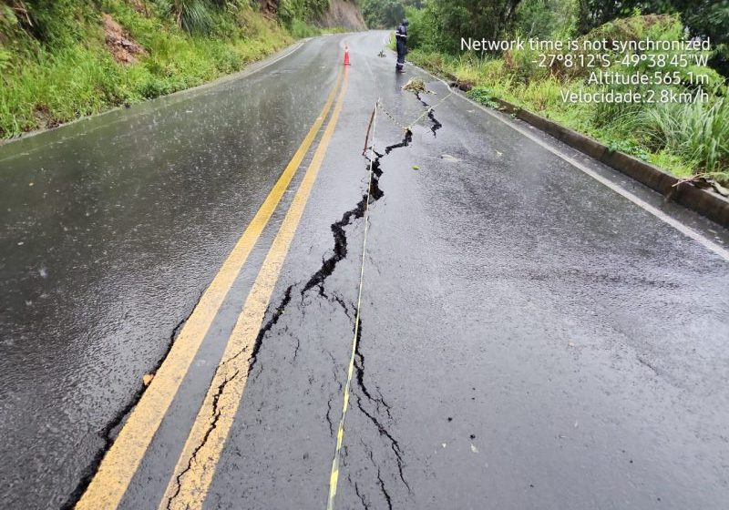  SC segue com 12 rodovias totalmente interditadas após impactos das chuvas