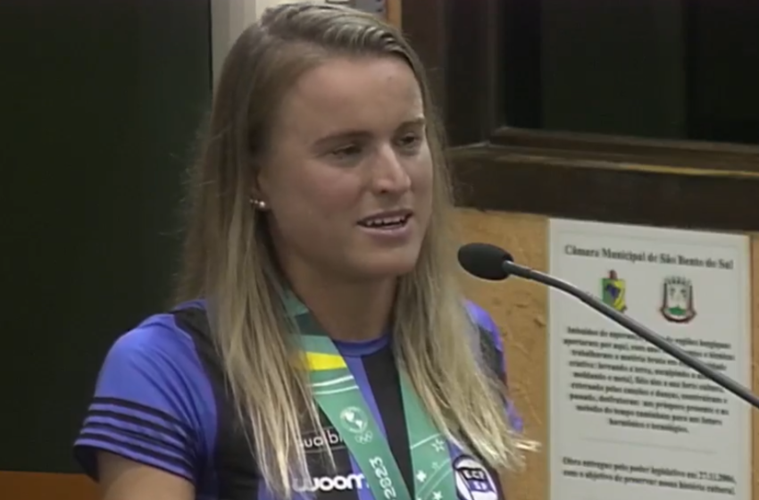  Merecida homenagem para atleta são-bentense