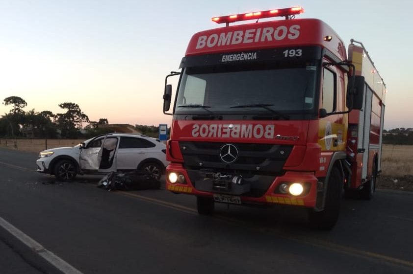  Motoqueiro é conduzido ao hospital com suspeita de fratura e hemorragia interna