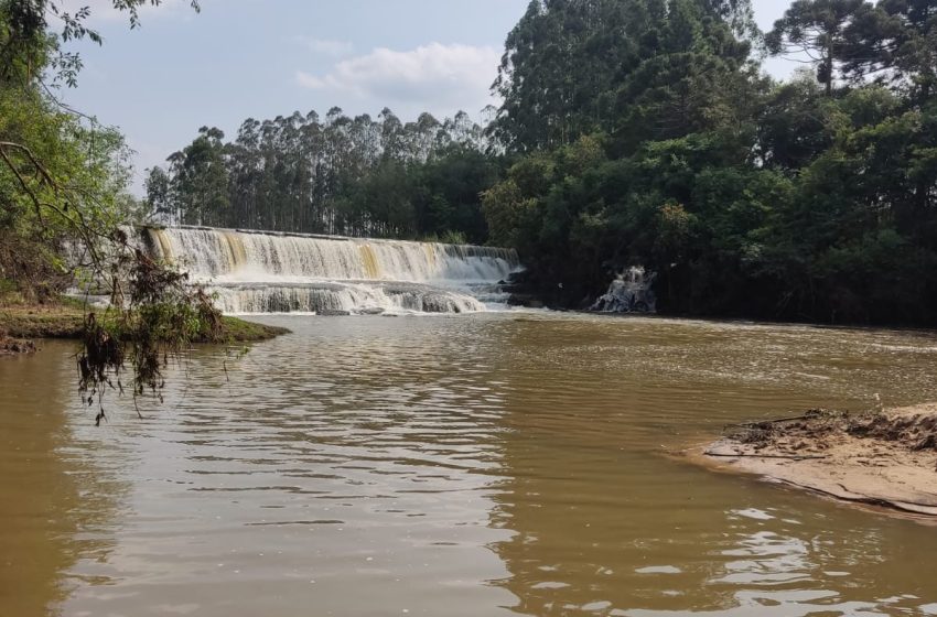  Jovem de 18 anos morre após entrar em uma represa