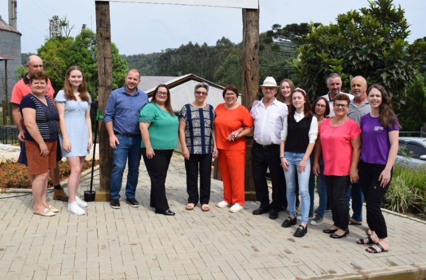  Água tratada chega ao interior de Campo Alegre