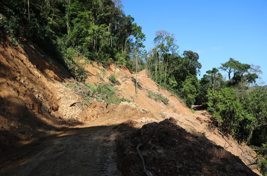  Equipes fazem reparos no interior do município após chuvas