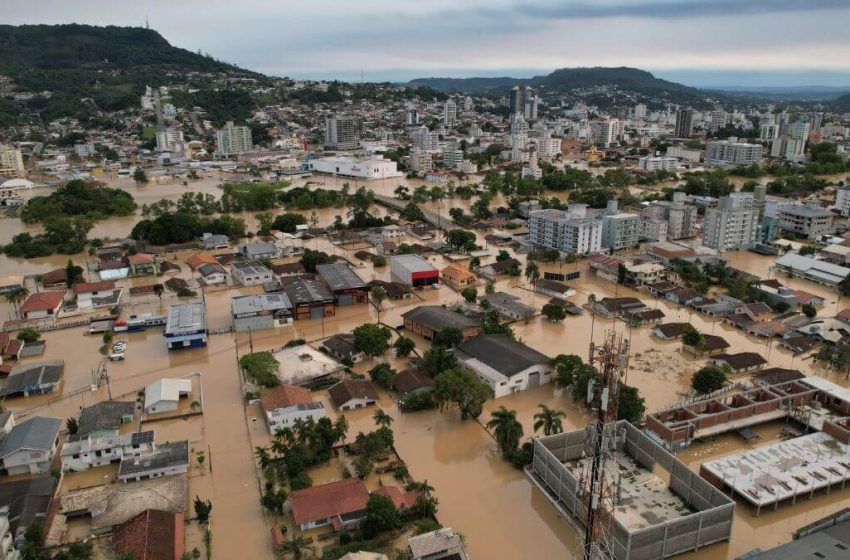  De construção de casas a obras em rios: o que Jorginho Mello disse em Rio do Sul