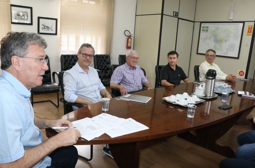  ASFALTO: 50 ruas serão pavimentadas