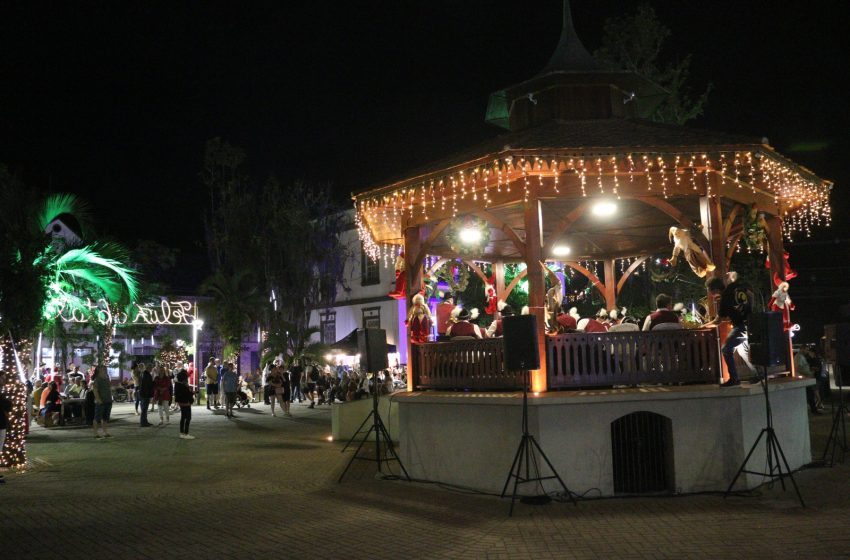  Retreta na Praça marca mais uma noite de eventos natalinos 