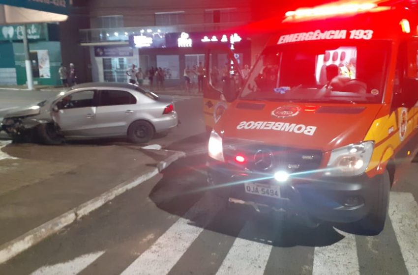  Gestante ferida em acidente; motorista se evade do local