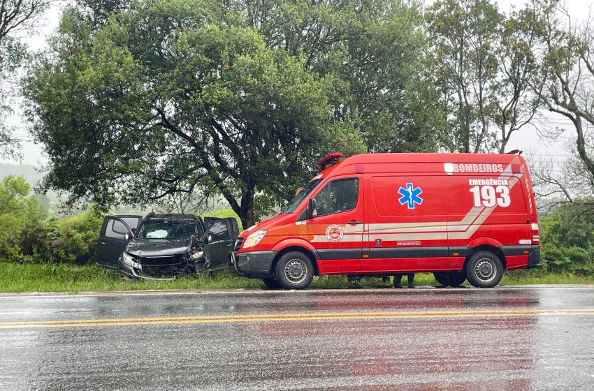  Acidente na manhã desta terça-feira deixa uma mulher ferida