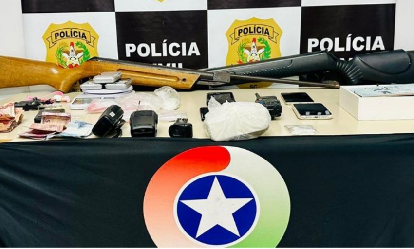  Casal é preso por tráfico de drogas em Campo Alegre