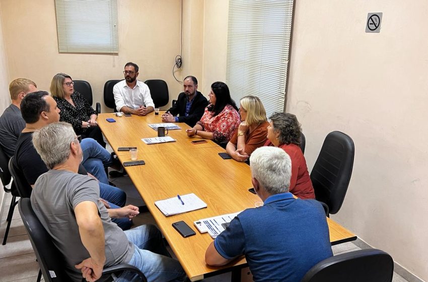  COMAD apresenta ações