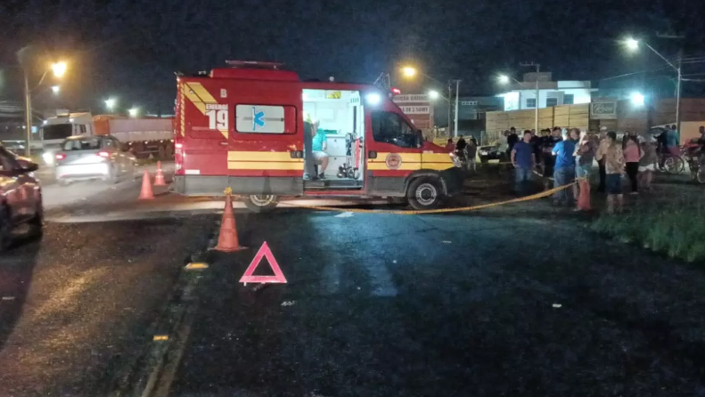  Mulher é encontrada morta embaixo de caminhão na BR-280
