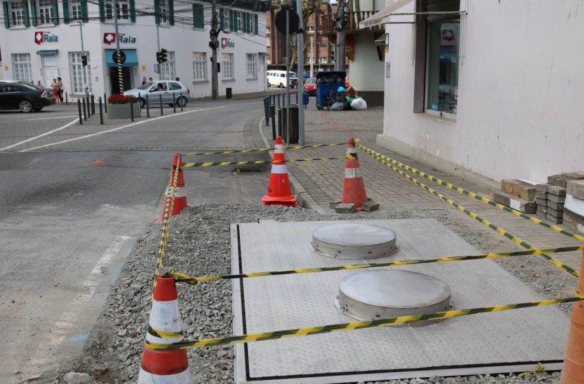  Novas lixeiras subterrâneas no Centro