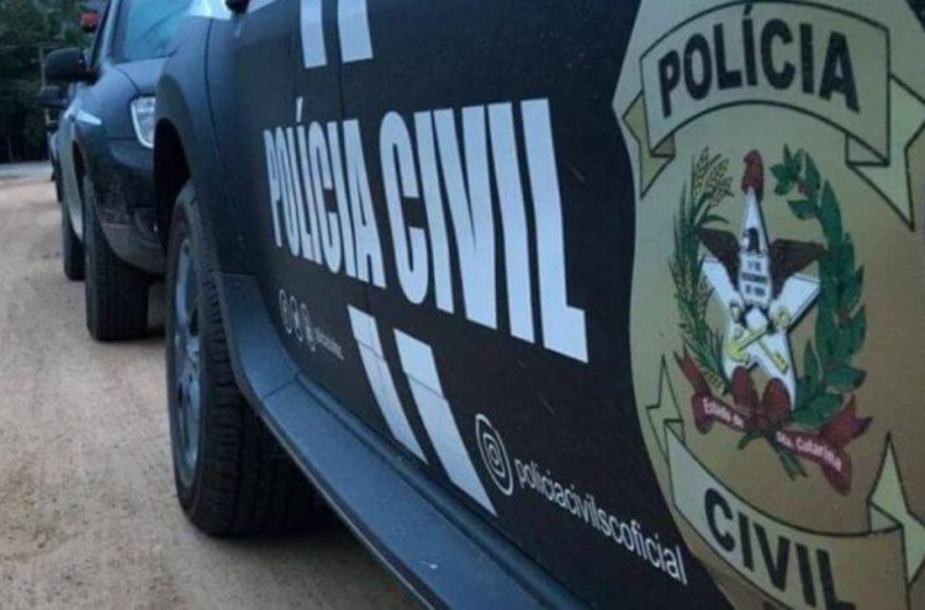 Jovem suspeita de torturar filha é presa em flagrante