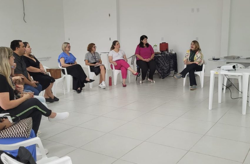  Troca de experiências em políticas sociais