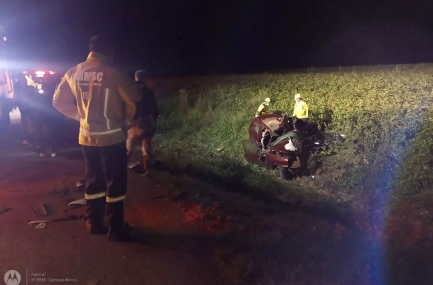  Dois morrem e três ficam feridos em acidente na BR-470