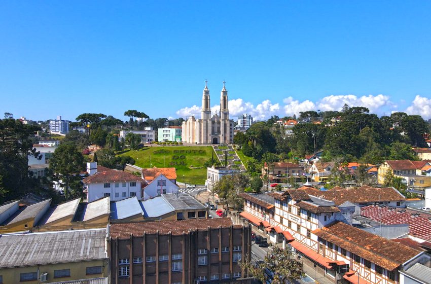  Atualização do Plano Municipal de Turismo