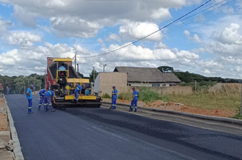  Rua Ervino Treml recebe pavimentação asfáltica