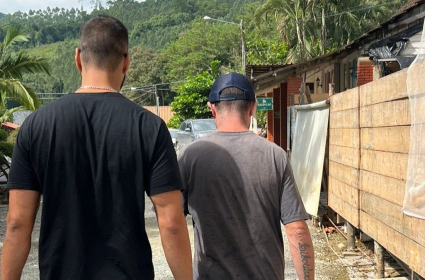  Condenado por matar namorado da ex  é preso 15 anos após o crime