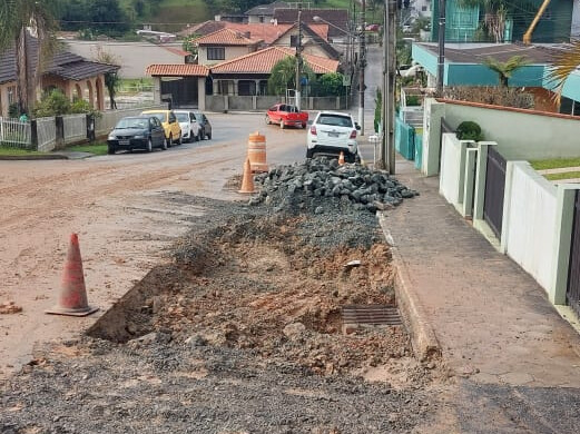  Obras retoma trabalhos após chuvas