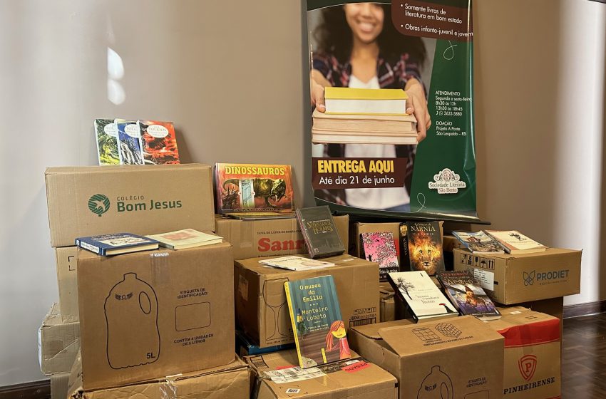  Campanha da sociedade literária doa livros às escolas gaúchas
