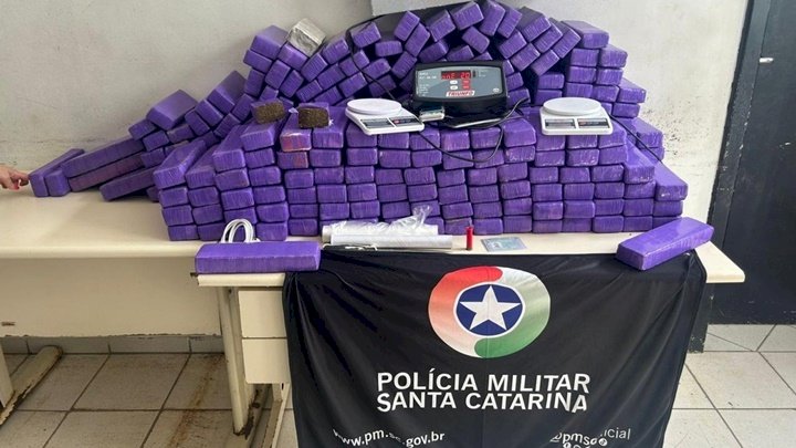  Polícia Militar apreende 174 kg de maconha