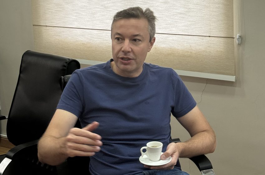  CUIDADO: jogos eletrônicos endividam famílias