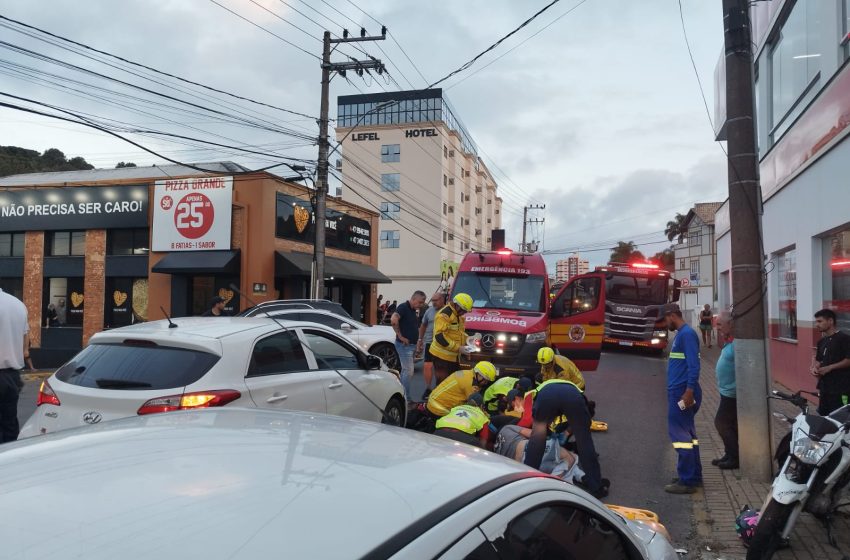  Jovens são encaminhados ao hospital com suspeita de fratura
