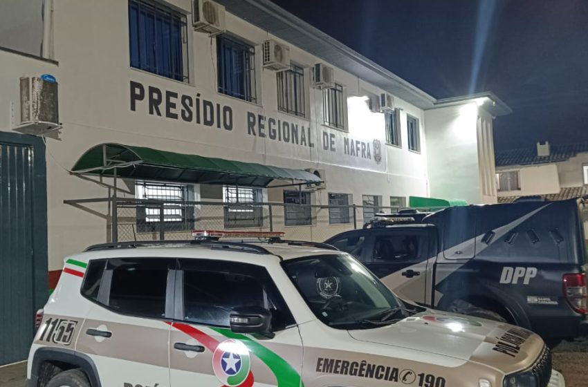  Homem é preso e menor apreendido em ação da PM