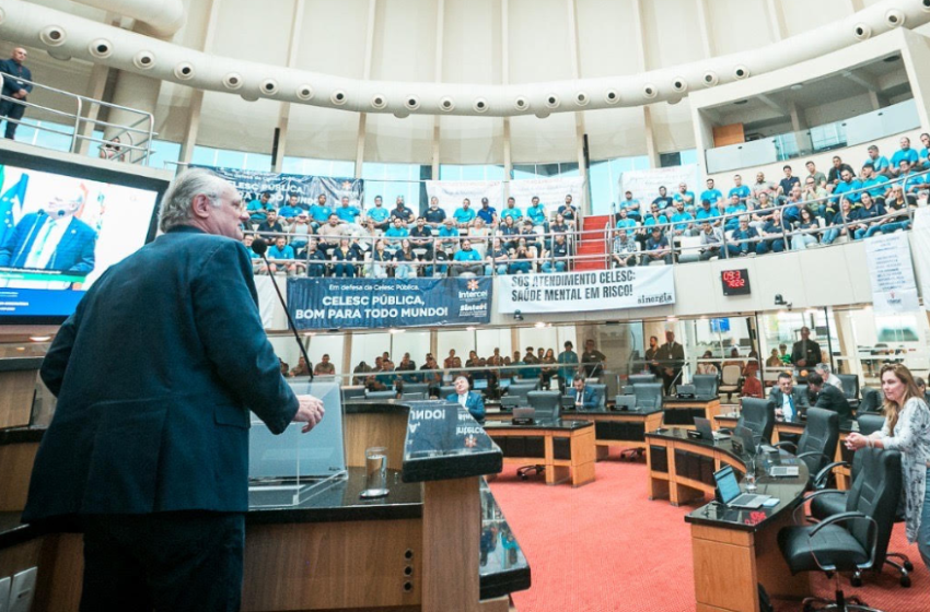  Deputado Vicente Caropreso defende Celesc pública