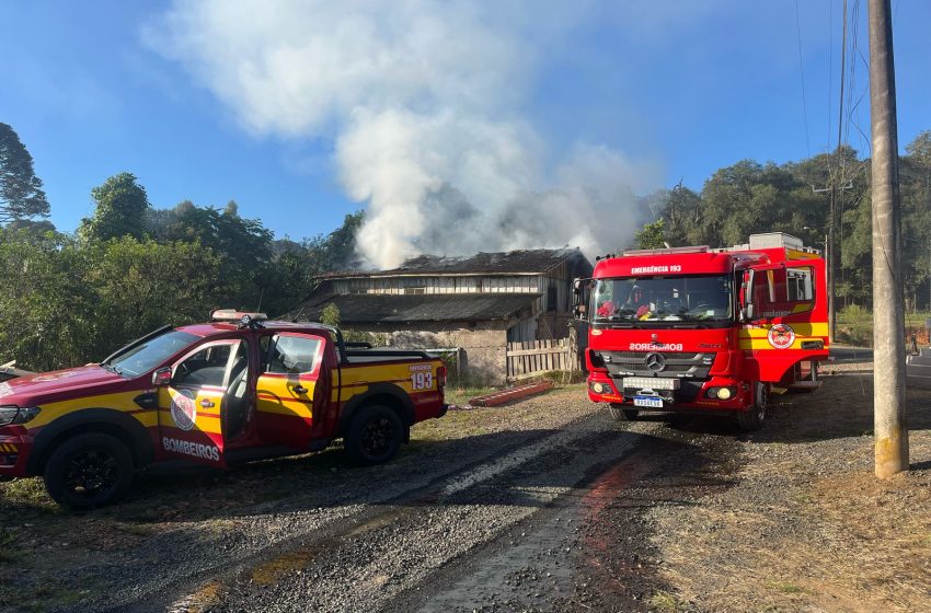 Idoso sofre queimaduras em incêndio