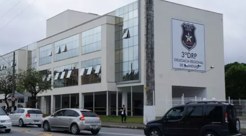  Jovem foi morta dentro de casa