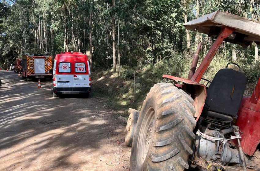  Homem morre em acidente com trator
