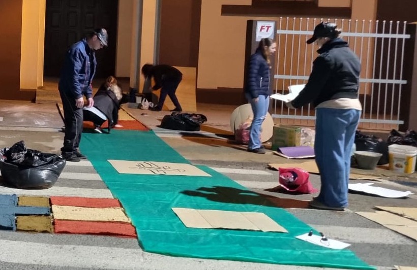  CORPUS CHRISTI: Madrugada de organização