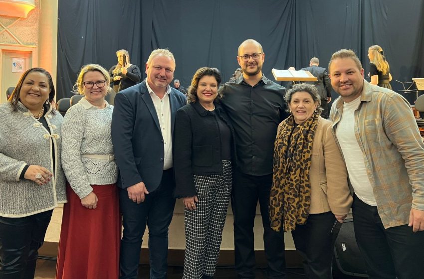  Vereadores prestigiam concerto da orquestra de São Bento do Sul
