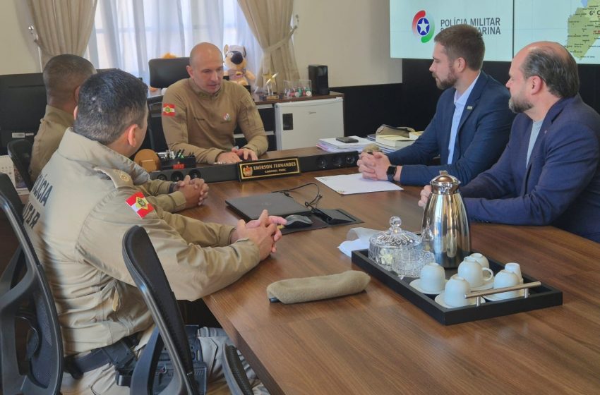  EFETIVO POLICIAL: empresários reivindicam