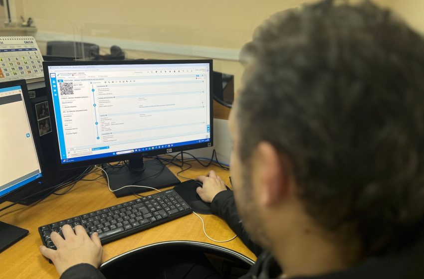  SEM PAPEL: Projeto visa tudo eletrônico