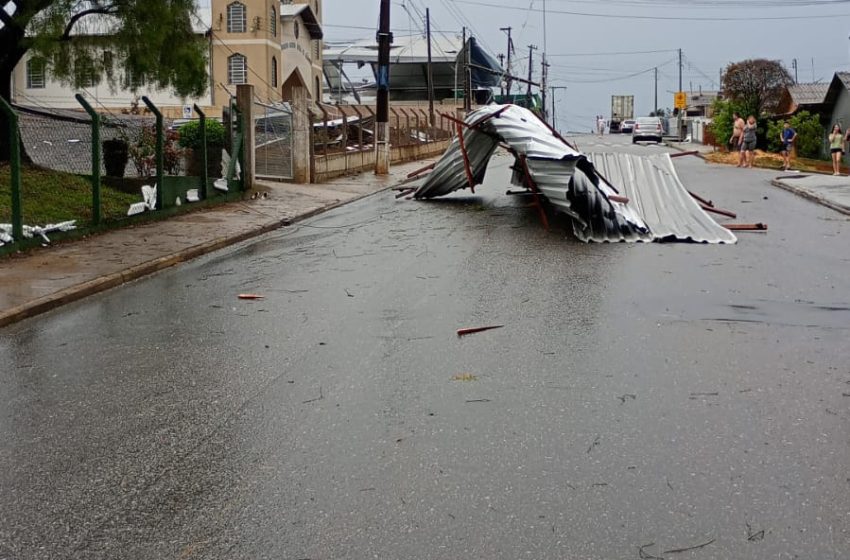  SIRENE LIGADA: Estragos…corpo encontrado…sangramento e morte