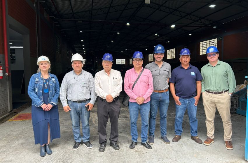  Empresários visitam Usina de Processamento de Resíduos do SAMAE