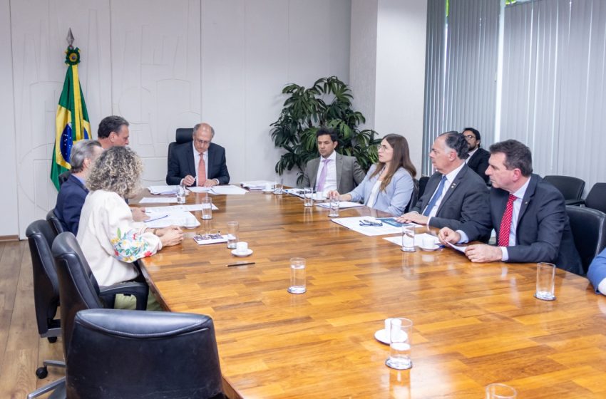  FIESC defende a inclusão de produtos de madeira e móveis na lista de exceções ao tarifaço