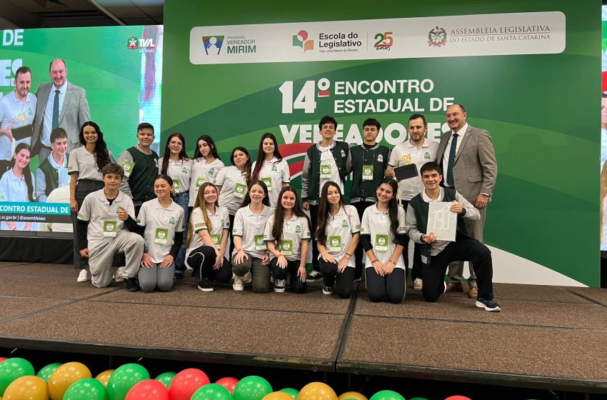  Câmara Mirim participa de Encontro Estadual promovido pela Alesc