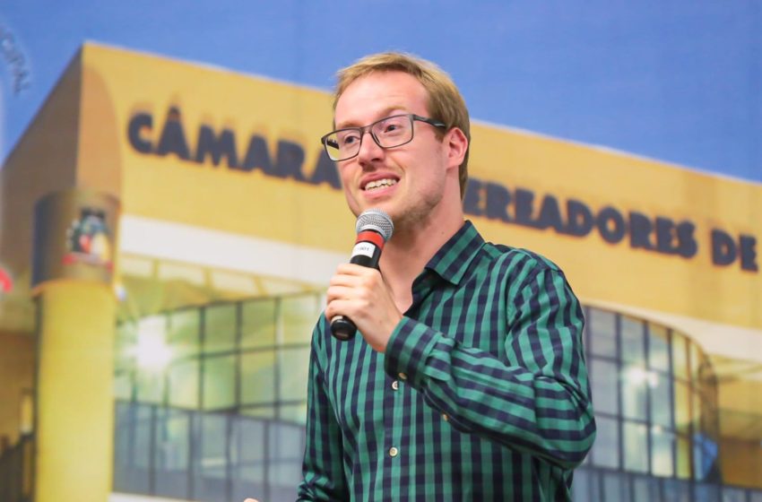  “Um Autista falando sobre Autismo”