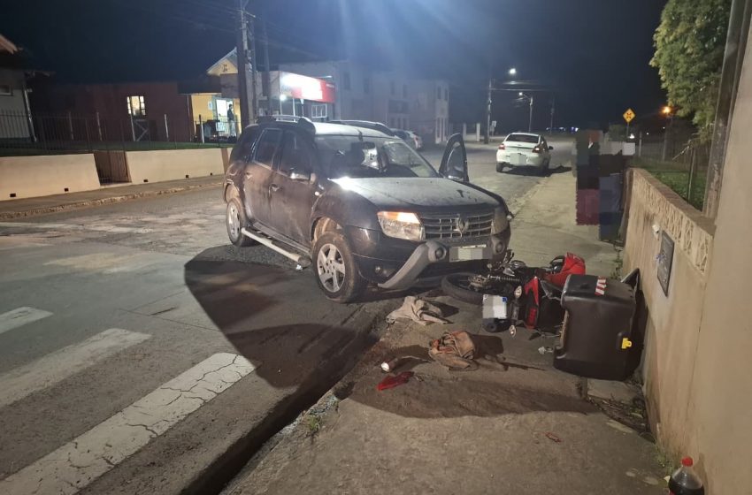  Colisão entre moto e carro em Serra Alta