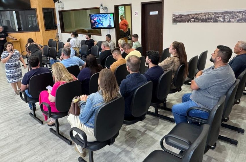  SAÚDE: Secretário esclarece dúvidas sobre UPA, filas para cirurgia e convênios