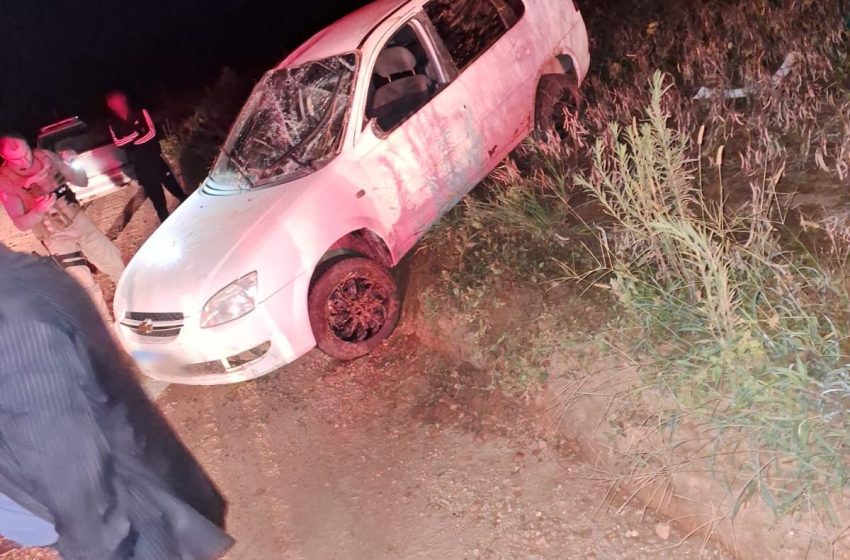  Capotamento na madrugada