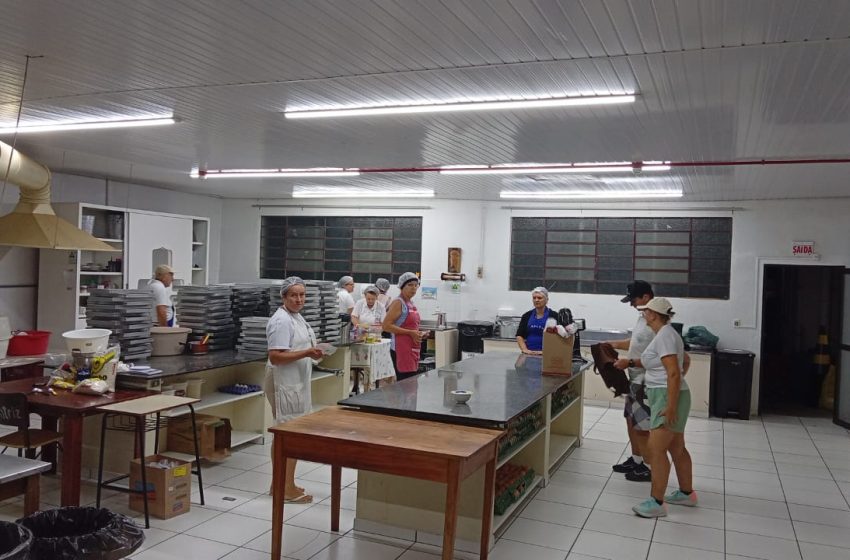  Hoje tem venda de ‘cuques’ no Centro Social da Puríssimo Coração de Maria