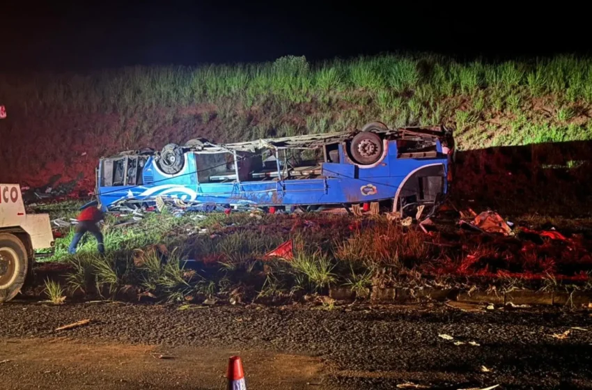  TRAGÉDIA: acidente deixa mortos e feridos