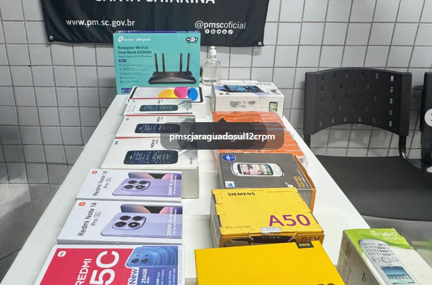  Homens flagrados com a “mão na massa” são presos